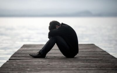 Diferencia entre tristeza y depresión: Cómo identificar cuándo pedir ayuda